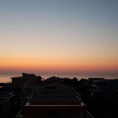 Cristian Apartment Köstence Dış mekan fotoğraf